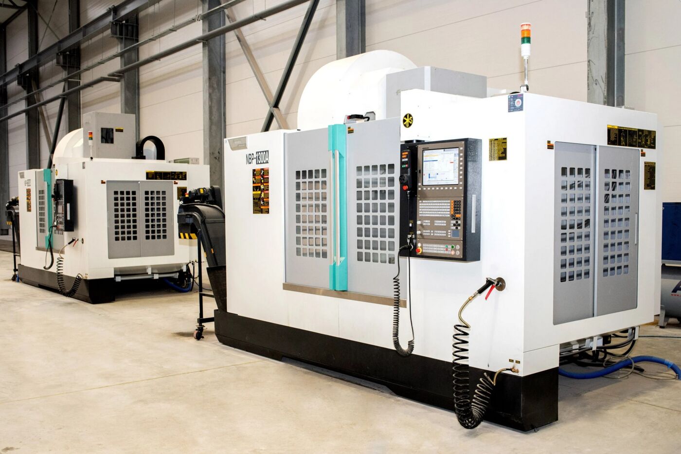 FEELER AR-250L-T — CNC Frezarka pionowa (2 szt.)